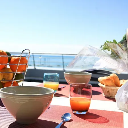 Les Terrasses De L'ocean Apartmán *